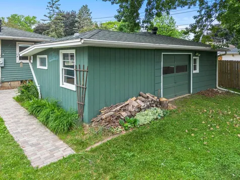 2063 Coral Lane Eagan MN 55122