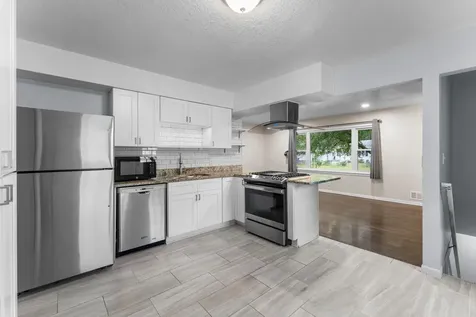 2063 Coral Lane Eagan MN 55122