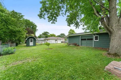 2063 Coral Lane Eagan MN 55122