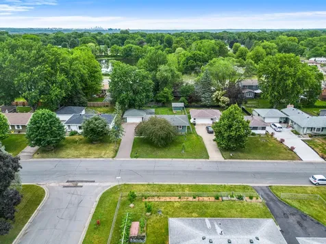 2063 Coral Lane Eagan MN 55122