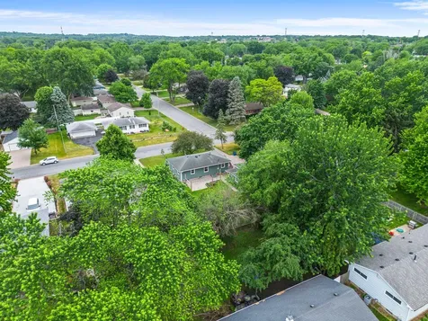 2063 Coral Lane Eagan MN 55122