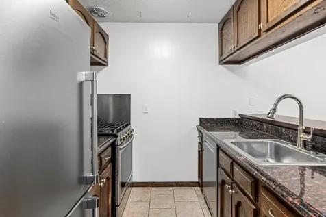 6052 Golden Valley Road Golden Valley MN 55422