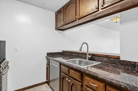 6052 Golden Valley Road Golden Valley MN 55422