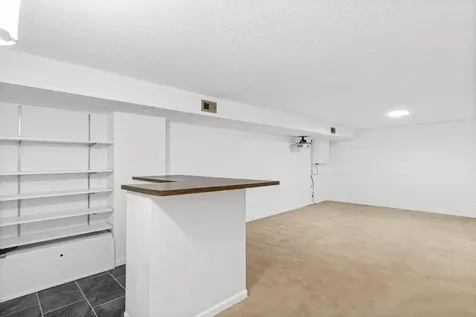 6052 Golden Valley Road Golden Valley MN 55422
