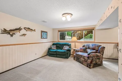 6281 Cavell Avenue N Brooklyn Park MN 55428