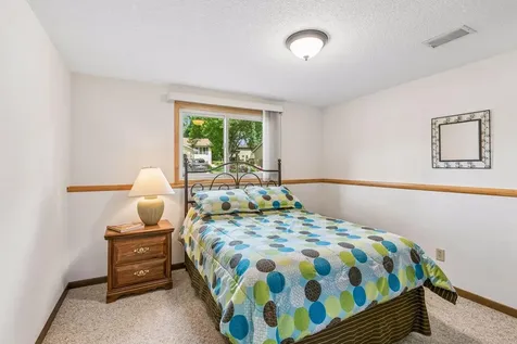 6281 Cavell Avenue N Brooklyn Park MN 55428