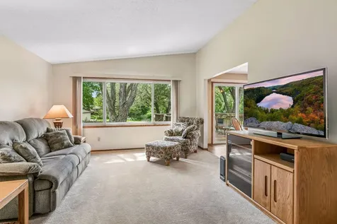 6281 Cavell Avenue N Brooklyn Park MN 55428