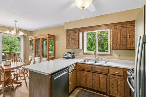 6281 Cavell Avenue N Brooklyn Park MN 55428