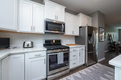 533 Satori Way Chaska MN 55318