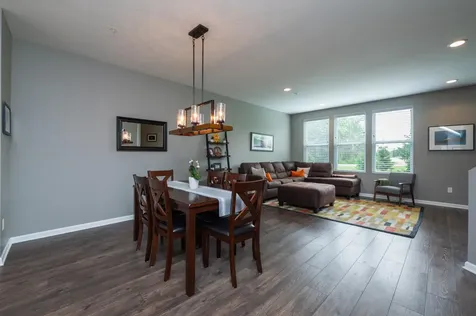 533 Satori Way Chaska MN 55318