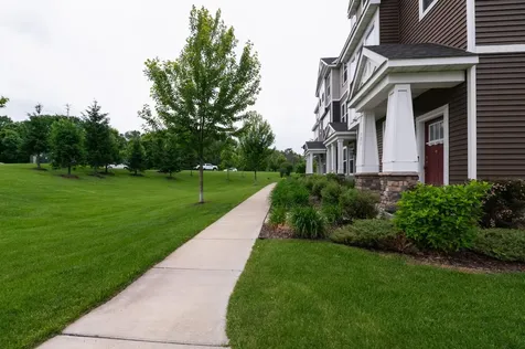 533 Satori Way Chaska MN 55318