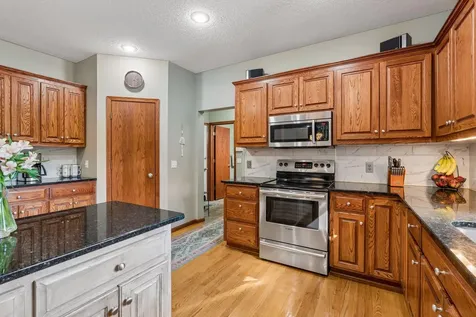 10531 Golden Eagle Trail Woodbury MN 55129