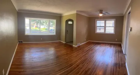 966 Hawthorne Avenue E Saint Paul MN 55106