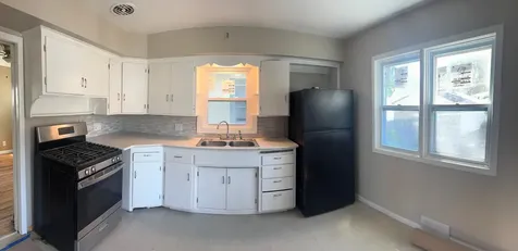 966 Hawthorne Avenue E Saint Paul MN 55106