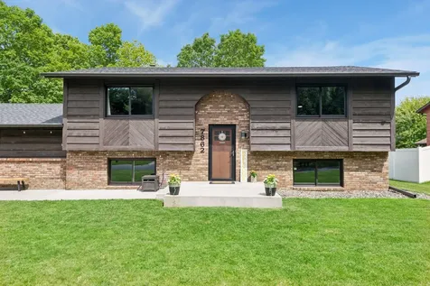 7862 Polaris Lane N Maple Grove MN 55311