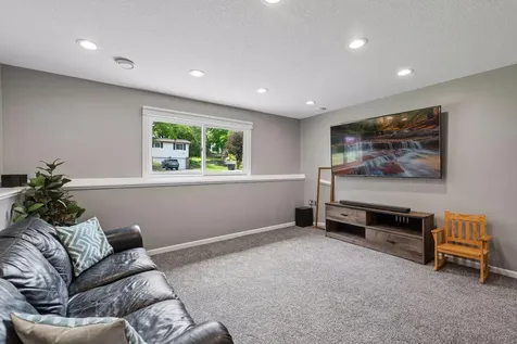 7862 Polaris Lane N Maple Grove MN 55311