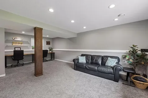7862 Polaris Lane N Maple Grove MN 55311