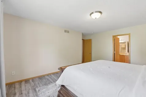 3951 Landings Drive Saint Bonifacius MN 55375