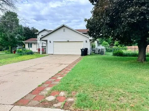 8234 109th Place N Champlin MN 55316
