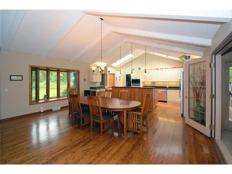 1 Raccoon Road North Oaks MN 55127