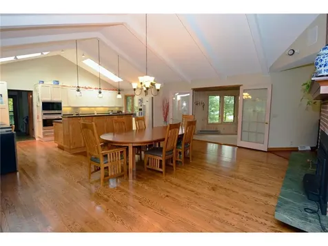 1 Raccoon Road North Oaks MN 55127