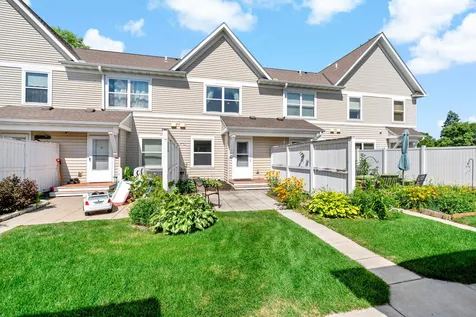 612 1st Avenue NW Osseo MN 55369