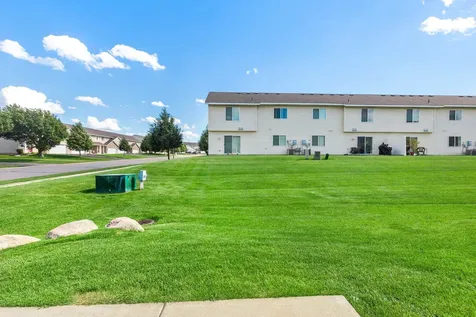 4244 Jarmann Lane Shakopee MN 55379