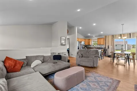 1008 Mulberry Avenue NE Montgomery MN 56069