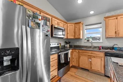 1008 Mulberry Avenue NE Montgomery MN 56069