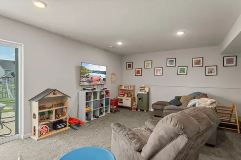 1008 Mulberry Avenue NE Montgomery MN 56069