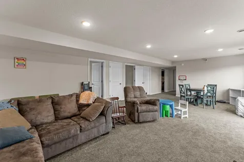 1008 Mulberry Avenue NE Montgomery MN 56069