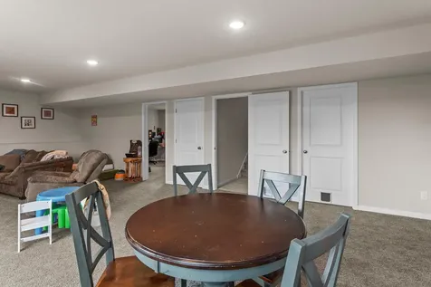 1008 Mulberry Avenue NE Montgomery MN 56069