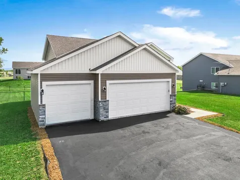 1008 Mulberry Avenue NE Montgomery MN 56069