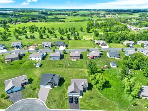 1008 Mulberry Avenue NE Montgomery MN 56069