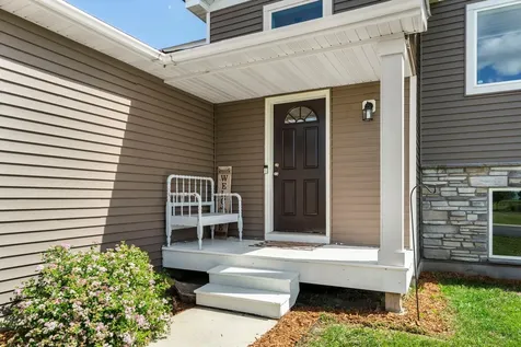 1008 Mulberry Avenue NE Montgomery MN 56069