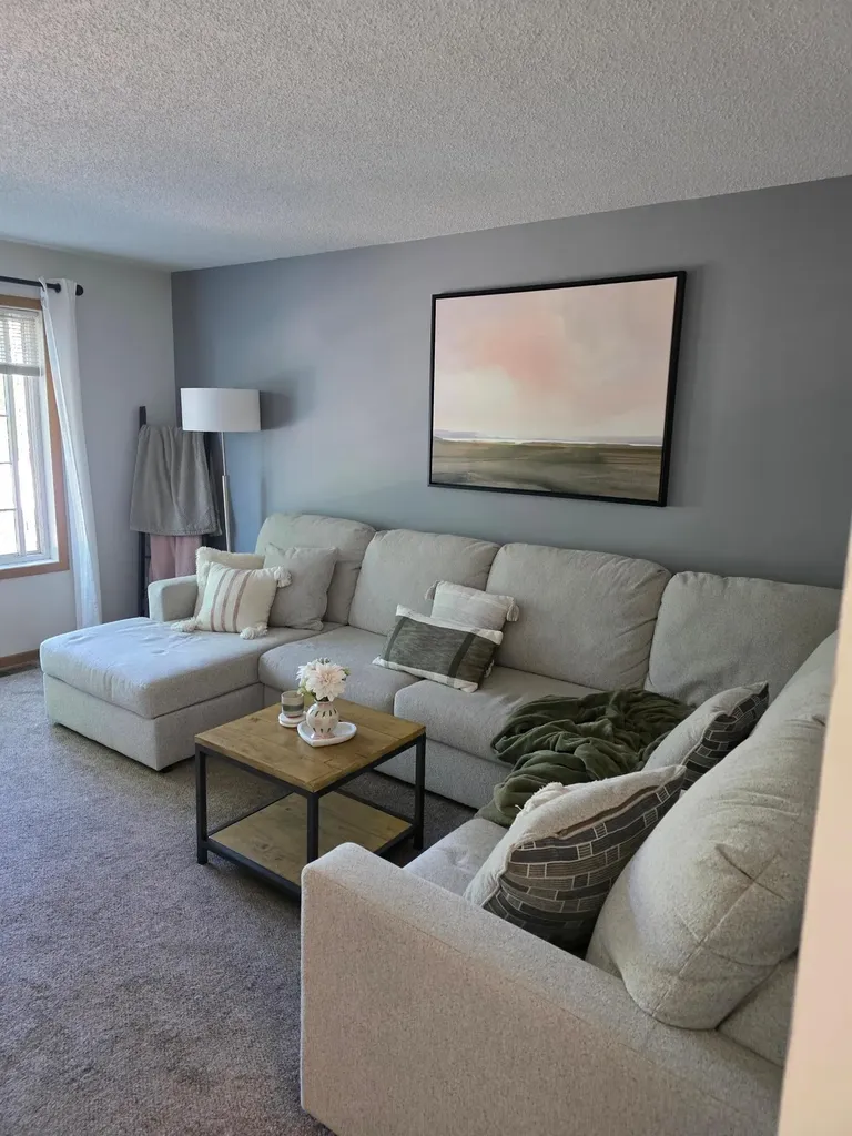 15548 Flyboat Lane Apple Valley MN 55124