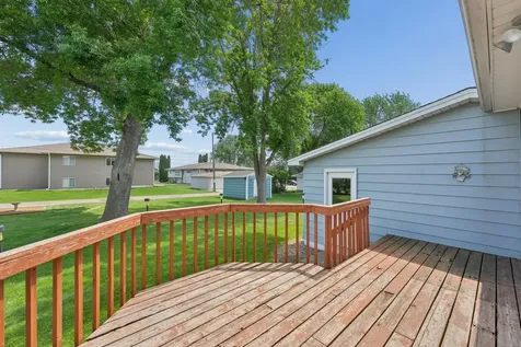 414 Oak Avenue N Maple Lake MN 55358