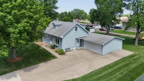 414 Oak Avenue N Maple Lake MN 55358