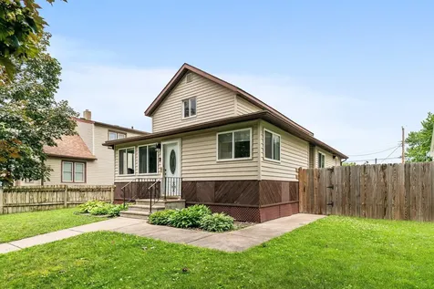 608 S 2nd Street La Crescent MN 55947