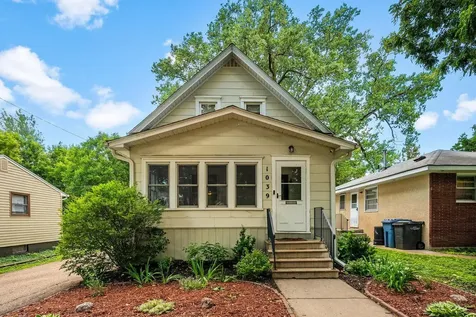 1039 22nd Avenue SE Minneapolis MN 55414
