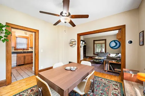 1039 22nd Avenue SE Minneapolis MN 55414