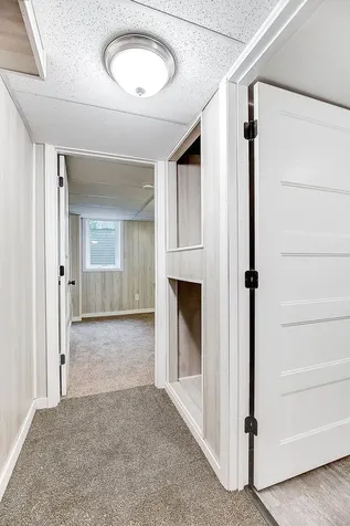1588 Highland Parkway Saint Paul MN 55116