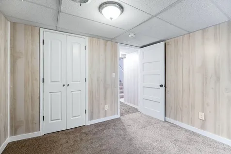 1588 Highland Parkway Saint Paul MN 55116