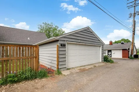 1588 Highland Parkway Saint Paul MN 55116