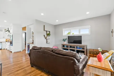 606 Venture Lane NE Alexandria MN 56308