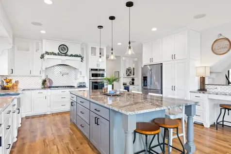 606 Venture Lane NE Alexandria MN 56308