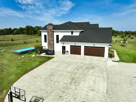 606 Venture Lane NE Alexandria MN 56308