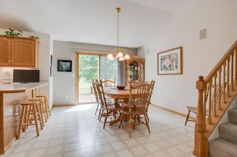 463 42nd Avenue S Moorhead MN 56560