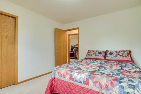 463 42nd Avenue S Moorhead MN 56560