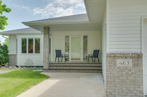 463 42nd Avenue S Moorhead MN 56560
